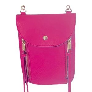 Beautiful Juicy Couture crossbody purse!